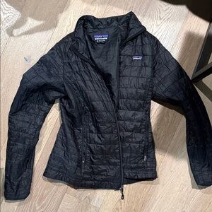 Patagonia Black Quilted Women’s Lightweight Puffer Jacket